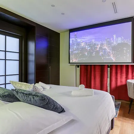 Montaigne Executive Suite Paris Exterior photo